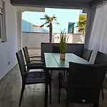 Palm Tree Apartment 1