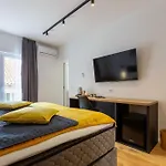 Charming And Elegant Rooms Zadar Historic Center