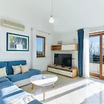 Olivar House With Heated Pool And Access Beach