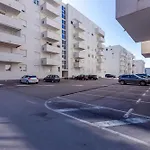 Bruno One Bedroom Apartment With Parking