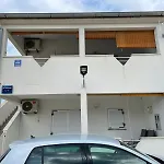 Apartment Near The Beach