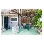 2 Bedroom Lovely Home In Zizanj