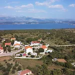 Villa Solaris