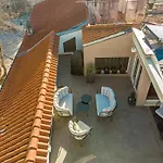 Magnificent Rooftop Jacuzzi & Terrace Apartment Olia