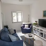 Sunny Family Apartment