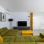 Alba Guest House