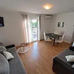 Apartment Summer