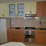 Apartments And Rooms By The Sea Zavalatica, Korcula - 547