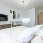Teny Studio With Balcony And Private Parking