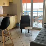 Vir Beachfront Family Friendly Apartments