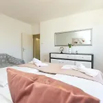 Frane 2Br Aparment Near Old Town