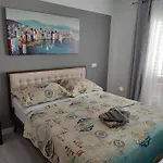 Oleander Apartment In Pakostane
