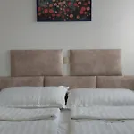 Fjaba Apartment