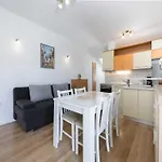 Green Hills Apartment - One Bedroom Apartment With Balcony And Sea View