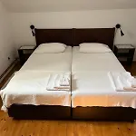 Villa Lucivana For Deep Rest & Brief Remote Work