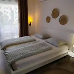 Apartments Dora Bibinje, 30 M From The Sea
