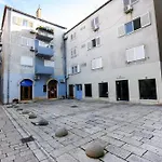Apartment Kaya Prime Location In Old Town Zadar