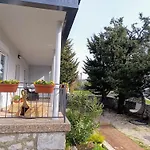 Apartment Lola - Entire House