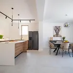 Impro Villa With See View Pool