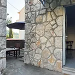 Cosy Apartment Close To Lapad Promenade And Beach