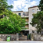 Placa Apartment