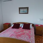 Apartman Tome