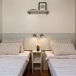 Niko Mobile Home