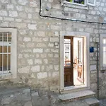 Apartment Peline