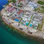 Luxury At Villa Cama - Your Dream Vacation Rental
