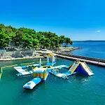 Zelena Punta Resort