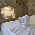 Dubrovnik Throne Suite Ii.