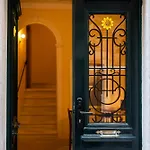 7Oaks Noble House
