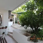 Ferienwohnung Ivana Mitten Im Blumengarten