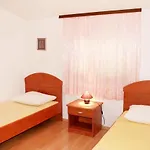 Antonio Apartments