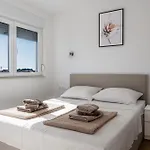 Apartments With A Parking Space Vir - 24111