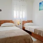 Apartments Villa Odesa With Shared Pool
