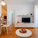 Apartments Bina