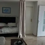 Apartment Inter Vivos