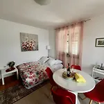 Villa Luka Apartman Niko
