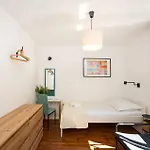 2 Bedroom Beautiful Home In Starigrad