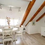 Zuzori Apartments