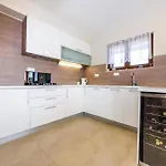 Aquamarine Deluxe Penthouse