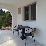 Apartment Inter Vivos