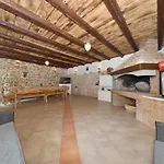 Rural Home With Heated Pool Rastane