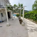 Apartments And Rooms King