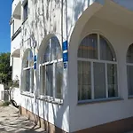 Rooms & Apartment Hegic