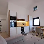 Lunaris Apartments