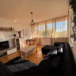 Guest House With Pool Ante