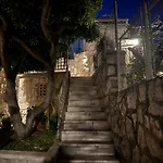 Cosy Apartment Close To Lapad Promenade And Beach