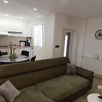 Apartman Ladini Lana